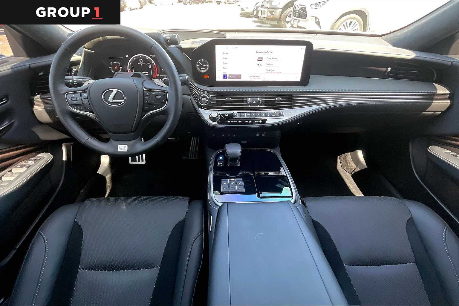 2025 Lexus LS 500 F SPORT photo 12