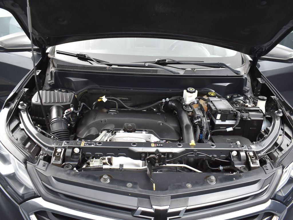 2018 Chevrolet Equinox LT photo 24