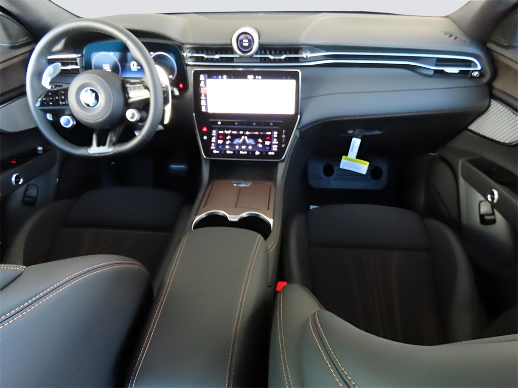 2025 Maserati Grecale photo 17