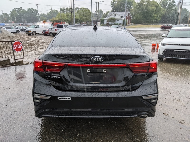 2021 Kia Forte LXS photo 4