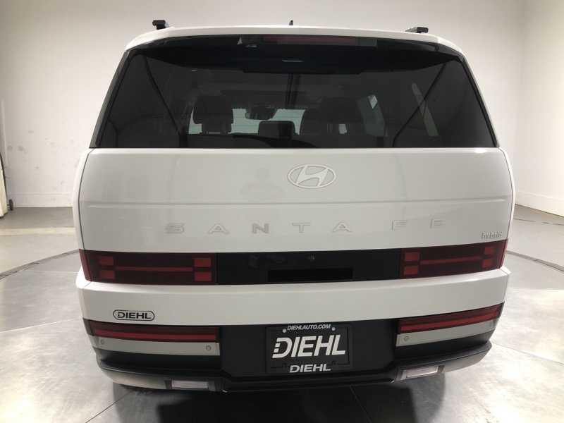 2025 Hyundai Santa Fe photo 3