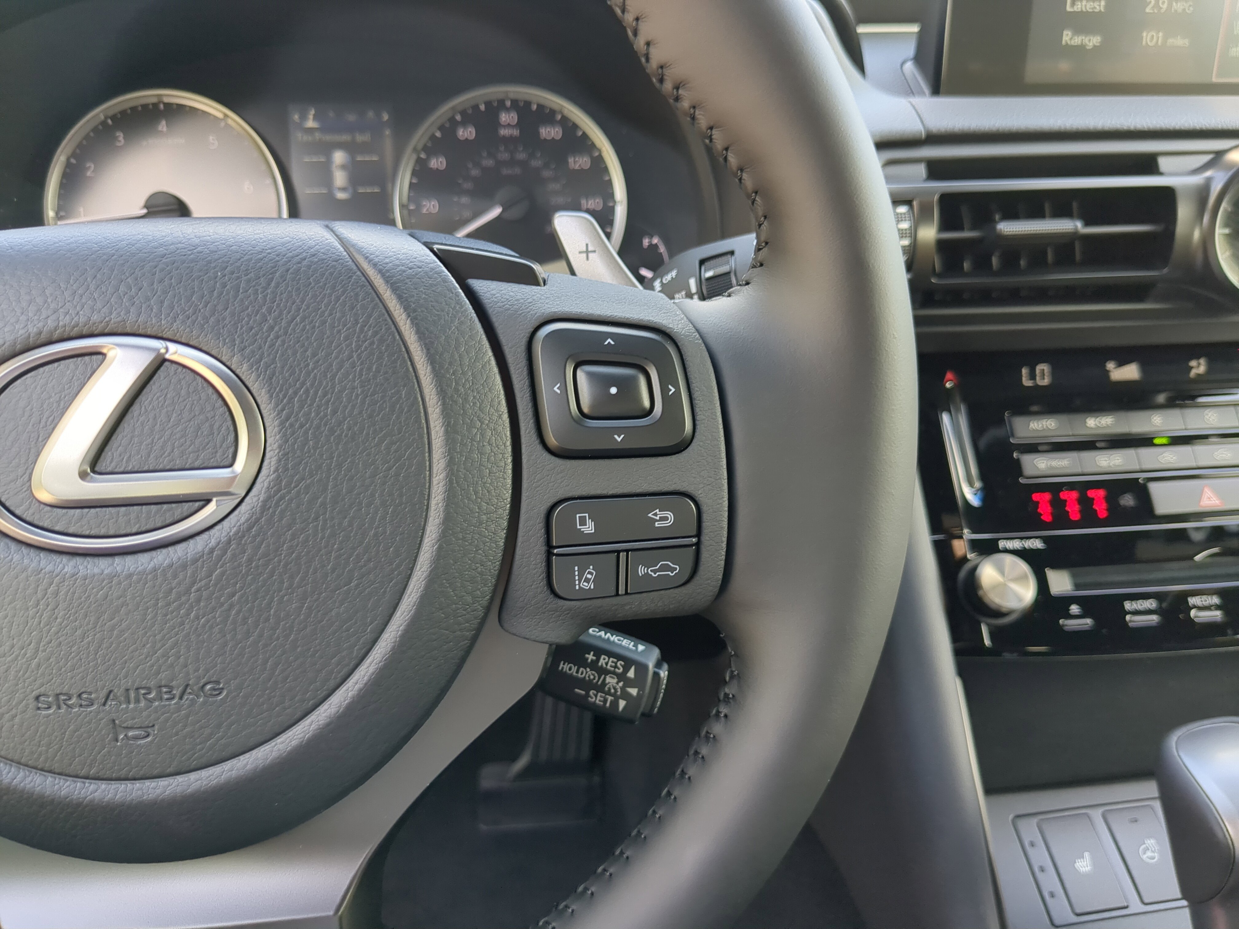 2025 Lexus IS 300 F SPORT photo 12