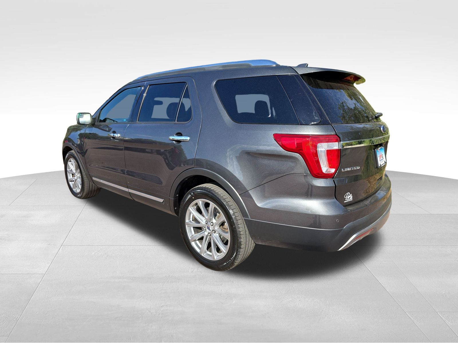 2017 Ford Explorer Limited photo 3