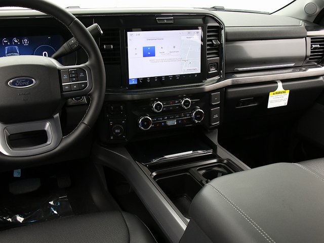 2026 Ford F-250 Lariat photo 17