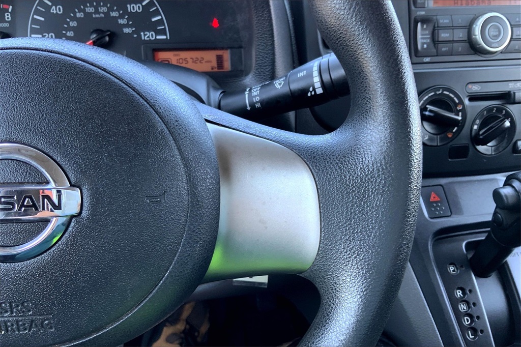 2017 Nissan NV200 S photo 18