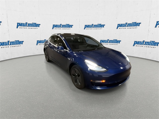 2018 Tesla Model 3 Long Range photo 3