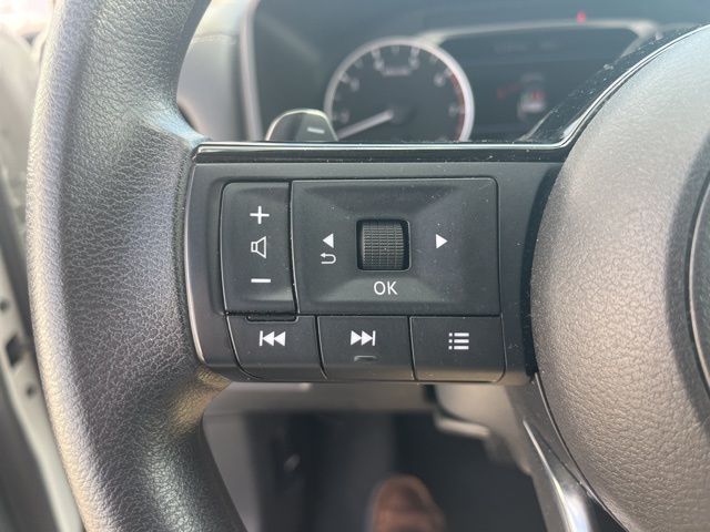 2023 Nissan Rogue SV photo 14
