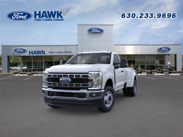 2026 Ford F-350 XLT photo 2