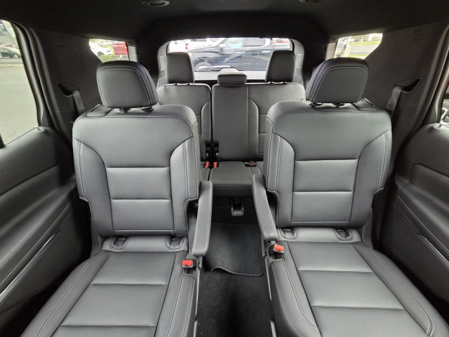 2026 Chevrolet Traverse photo 14