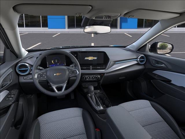 2025 Chevrolet Trax LT photo 10