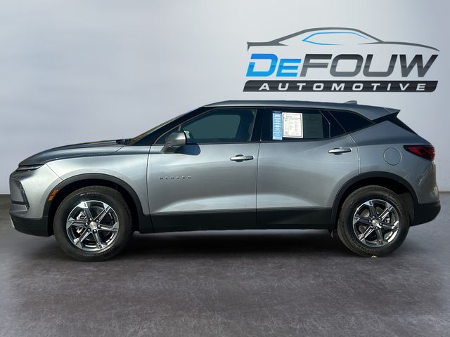 2025 Chevrolet Blazer 2LT photo 4