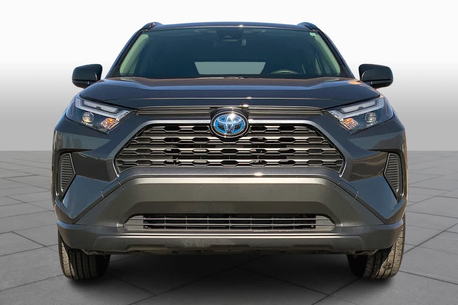2023 Toyota RAV4 Hybrid LE photo 3
