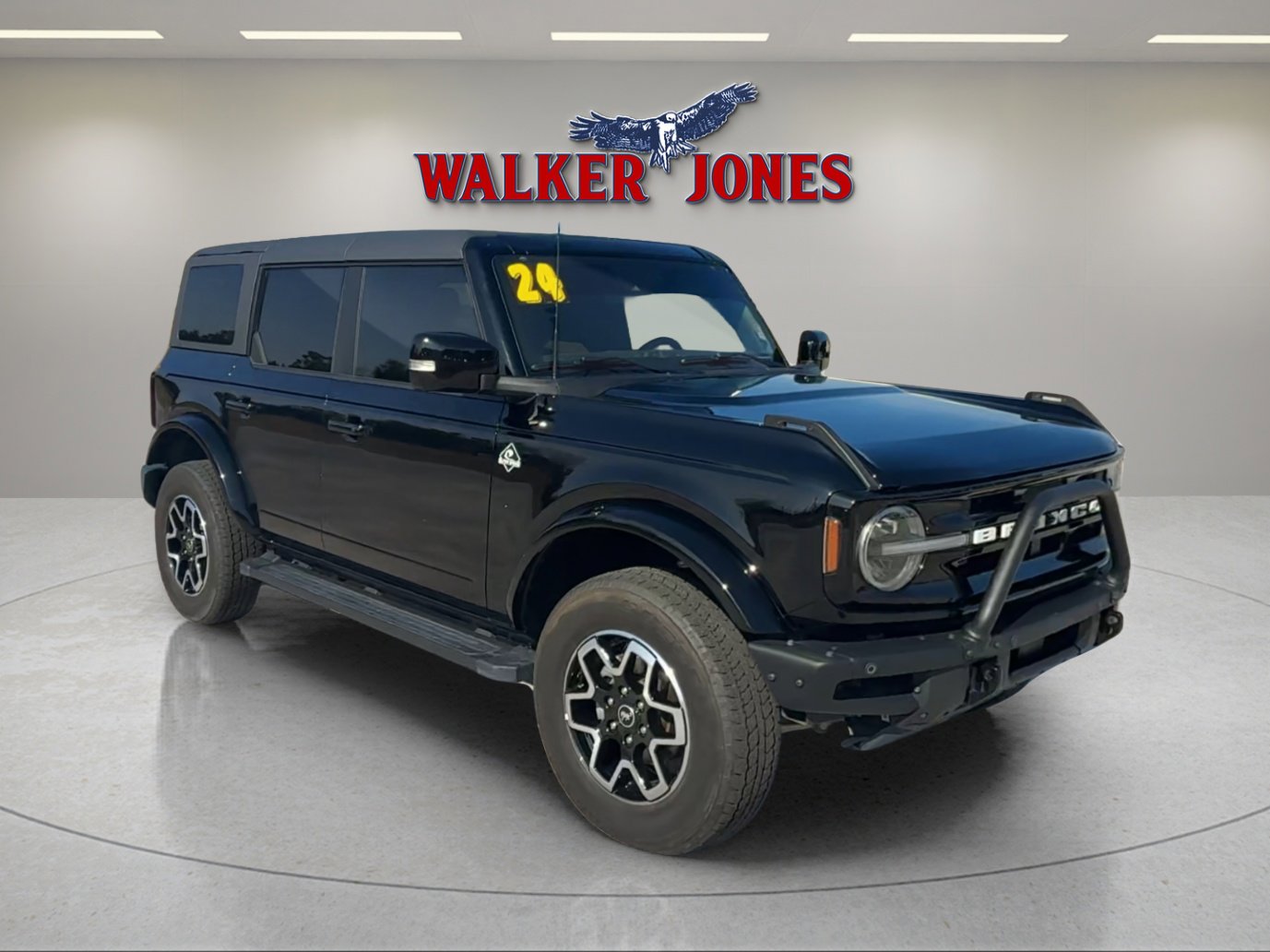 2024 Ford Bronco 4-Door Outer Banks's photo
