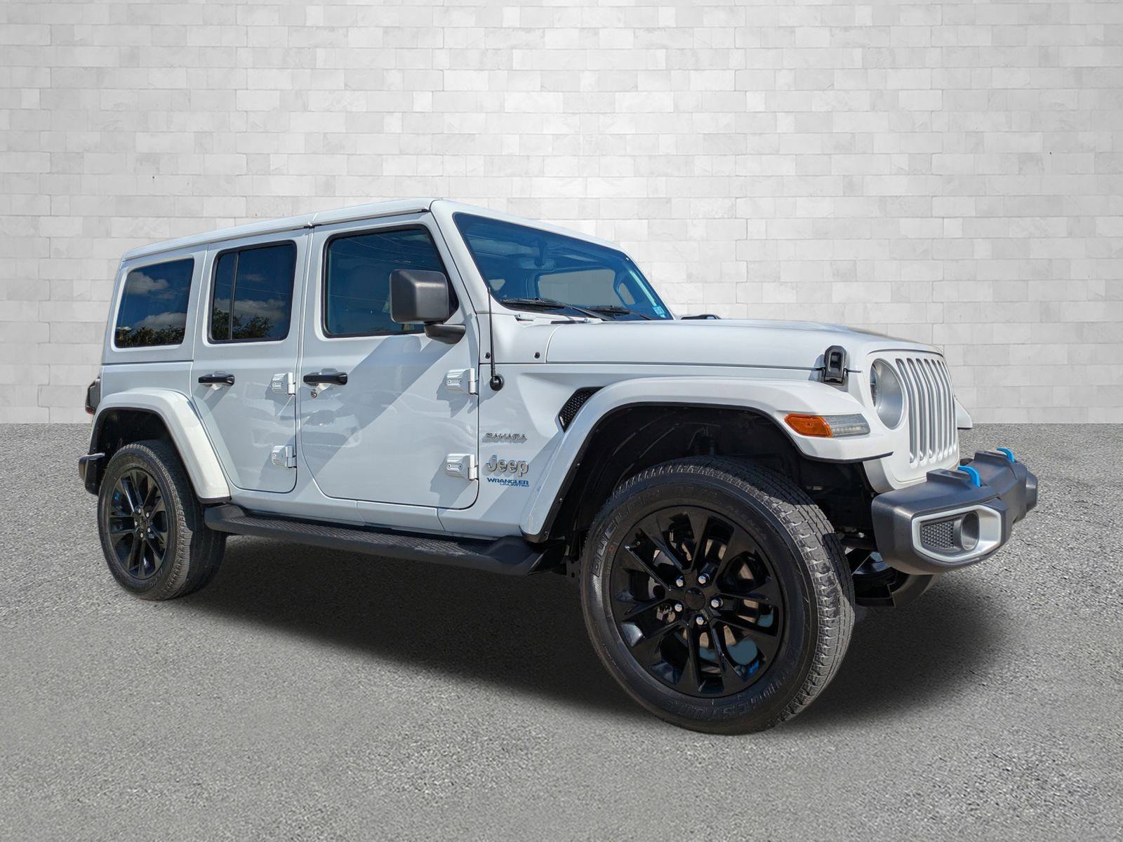 2022 Jeep Wrangler Unlimited Sahara 4XE's photo