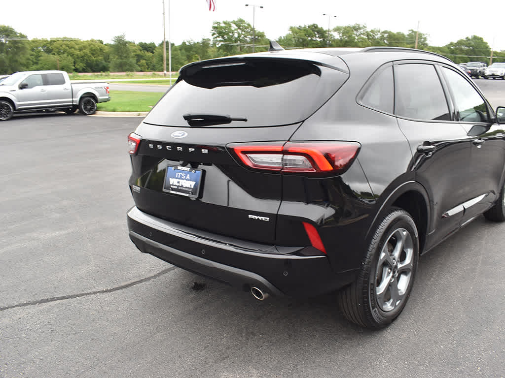 2024 Ford Escape ST-Line photo 24