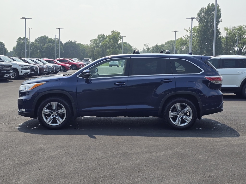 Used 2015 Toyota Highlander Limited Platinum with VIN 5TDDKRFH7FS084515 for sale in St. Cloud, Minnesota
