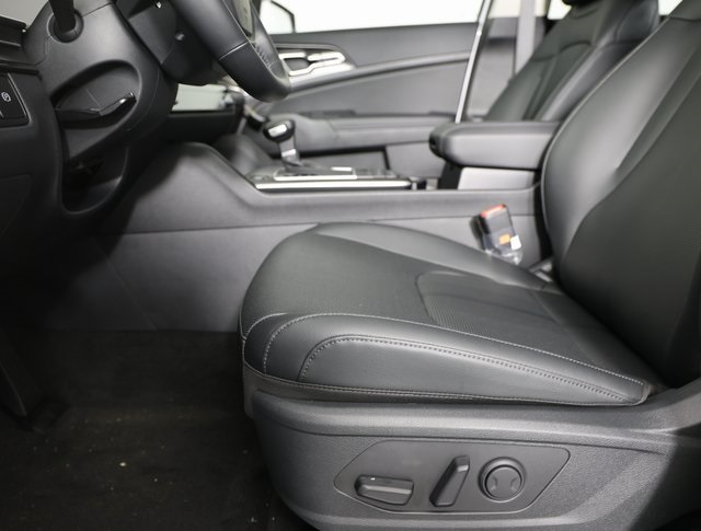 2026 Kia Sportage SX photo 11