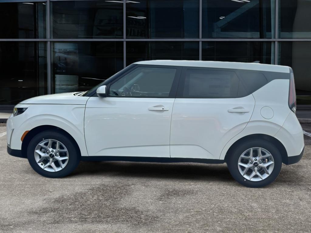 2025 Kia Soul S photo 8