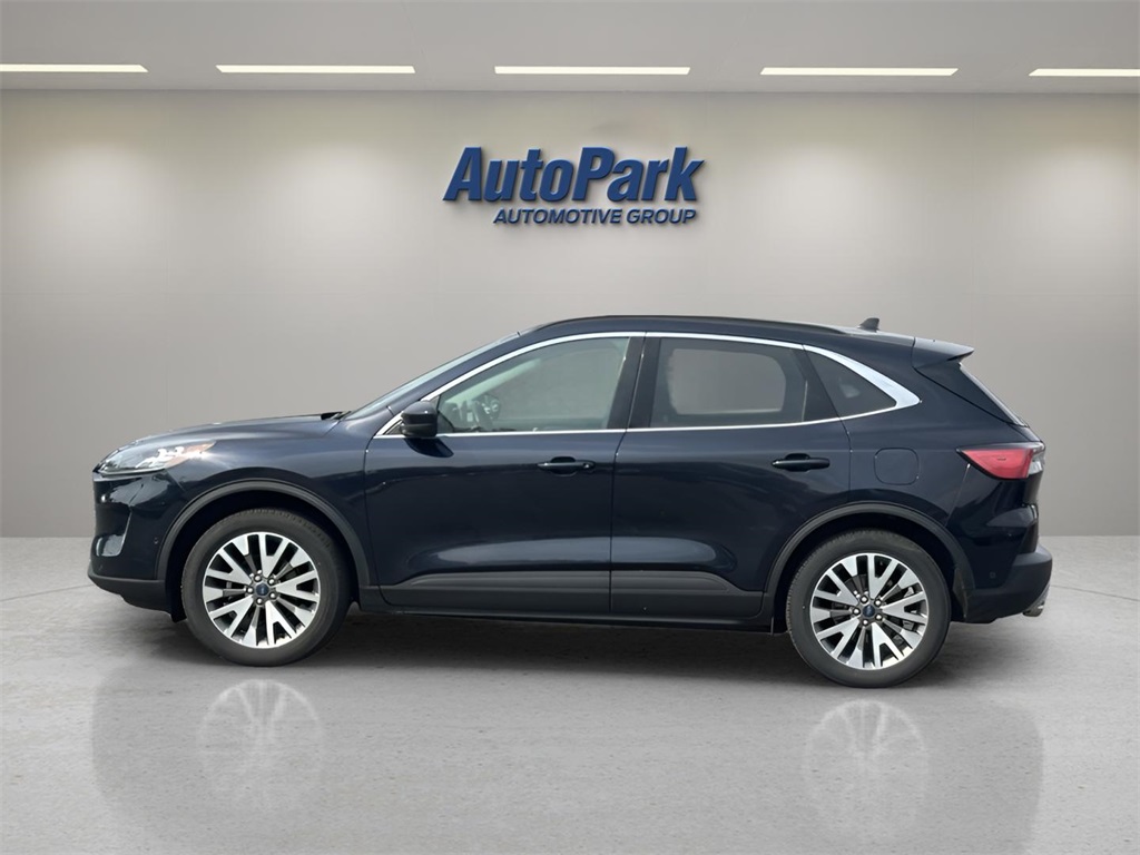 2021 Ford Escape Titanium photo 4