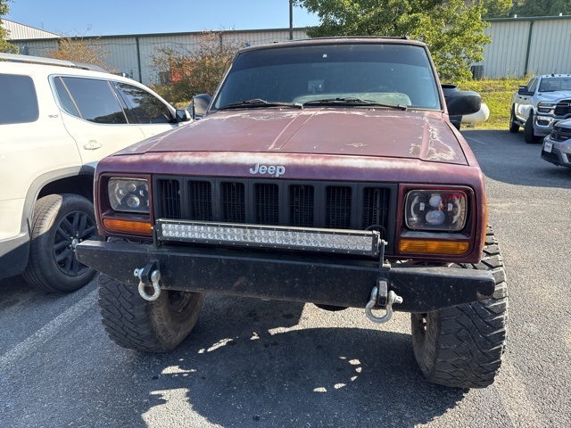 2001 Jeep Cherokee Sport photo 2