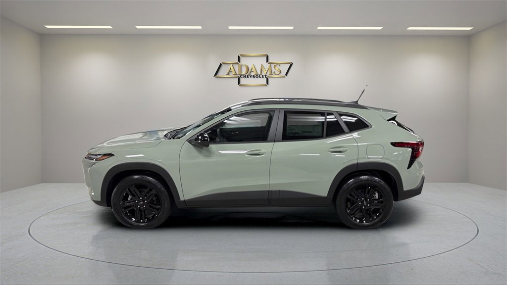 2026 Chevrolet Trax ACTIV photo 2