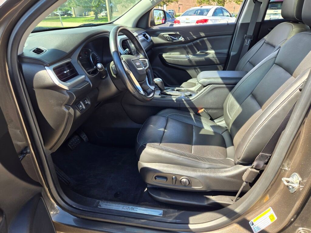 2019 Gmc Acadia SLT photo 18