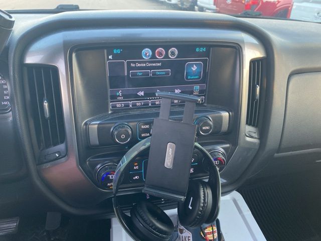 2015 Chevrolet Silverado LT photo 12