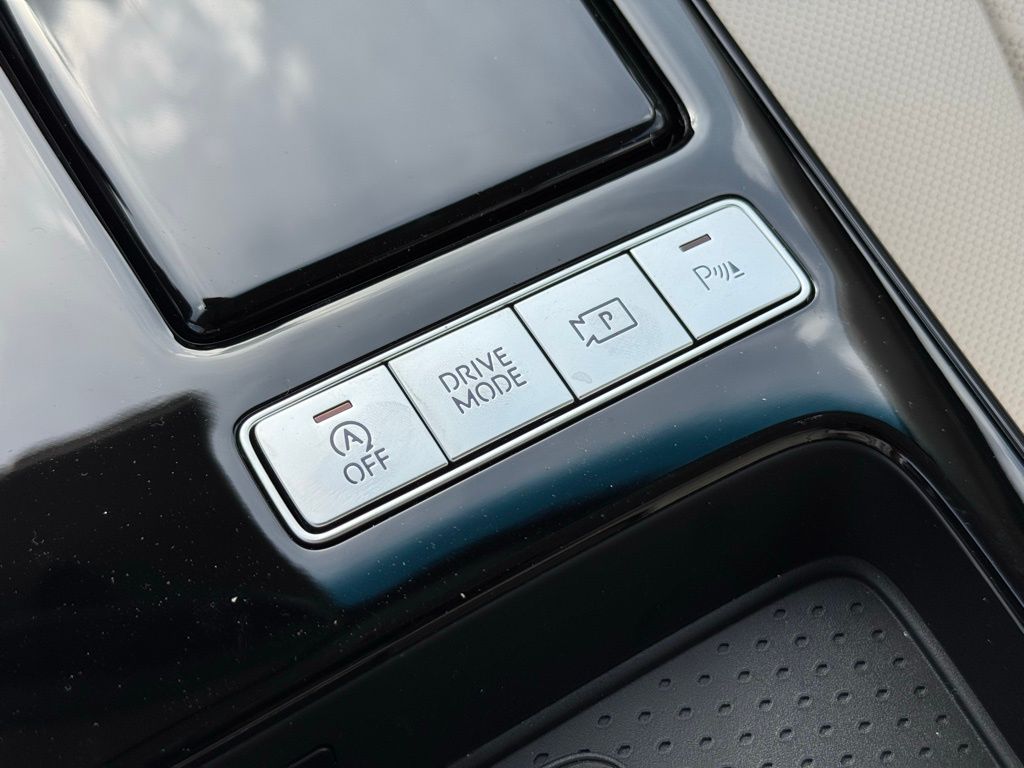 2025 Genesis G80 2.5T Sport Prestige photo 32