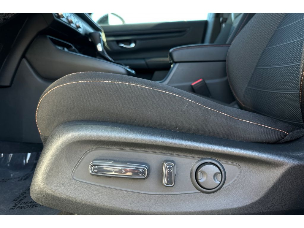 2025 Honda CR-V Hybrid Sport photo 12