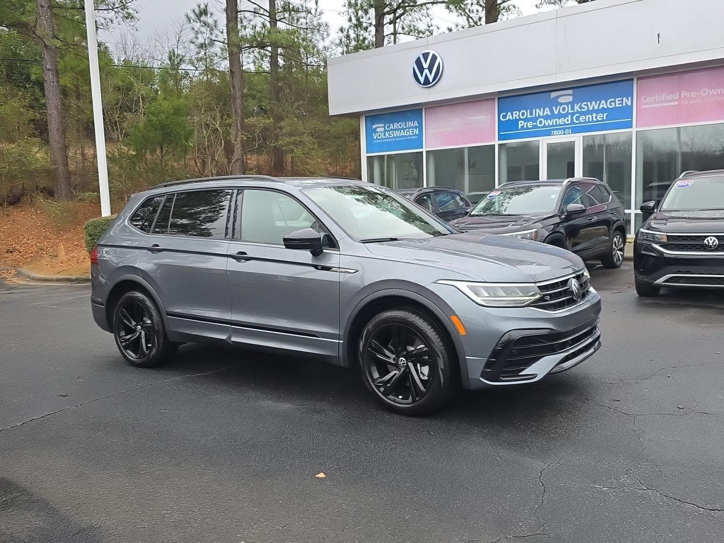 2024 Volkswagen Tiguan SE R-LINE BLACK