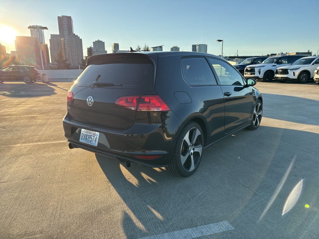 2016 Volkswagen Golf GTI S photo 4