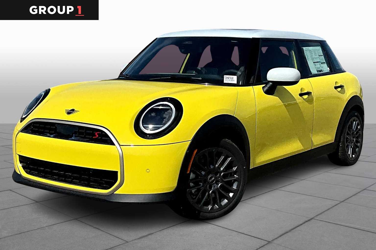 2026 MINI Hardtop 4 Door S's photo