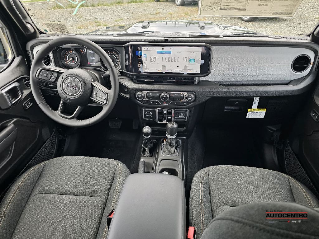 2025 Jeep Gladiator Sport photo 4