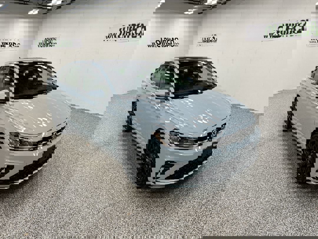 2026 Volkswagen Jetta SE's photo