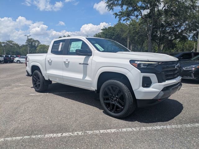 2025 Chevrolet Colorado Z71 photo 2