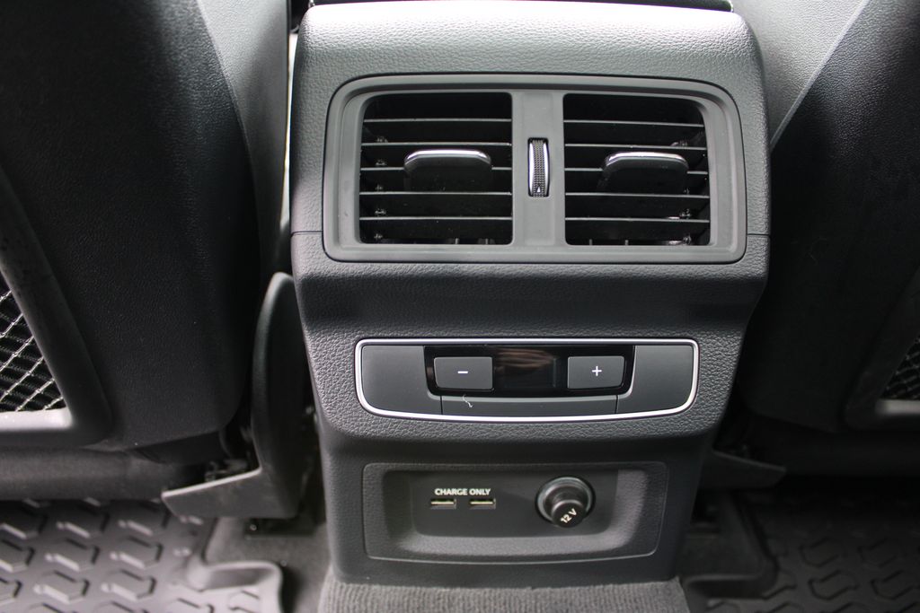 2024 Audi Q5 45 S line Premium photo 33