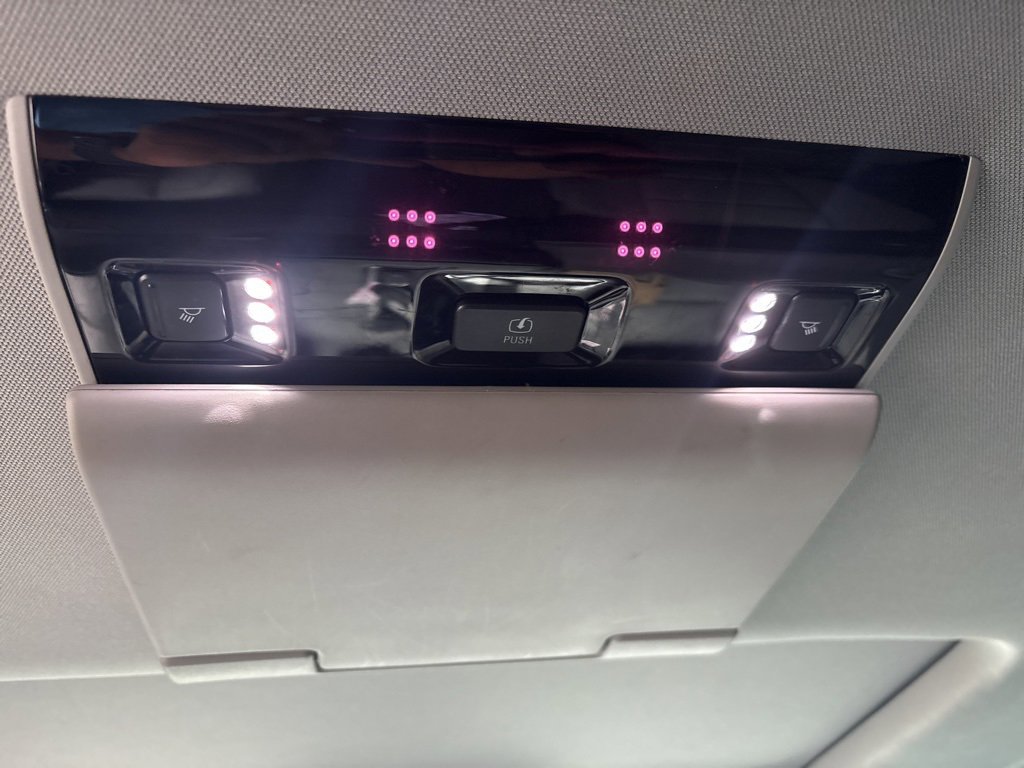 2020 Chevrolet Tahoe LT photo 30