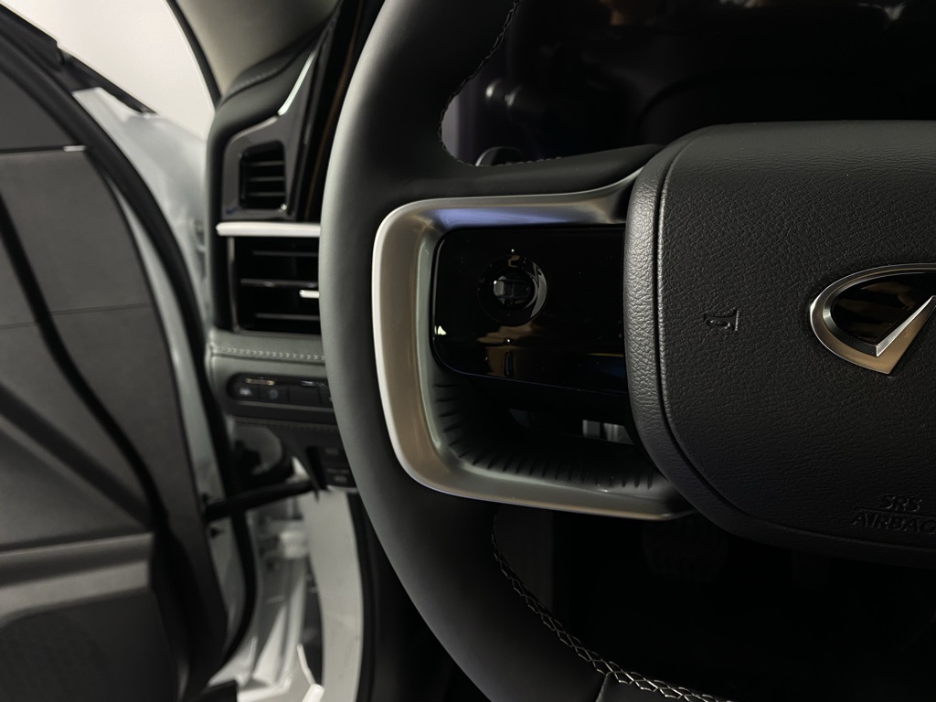 2026 Infiniti QX80 Pure photo 11
