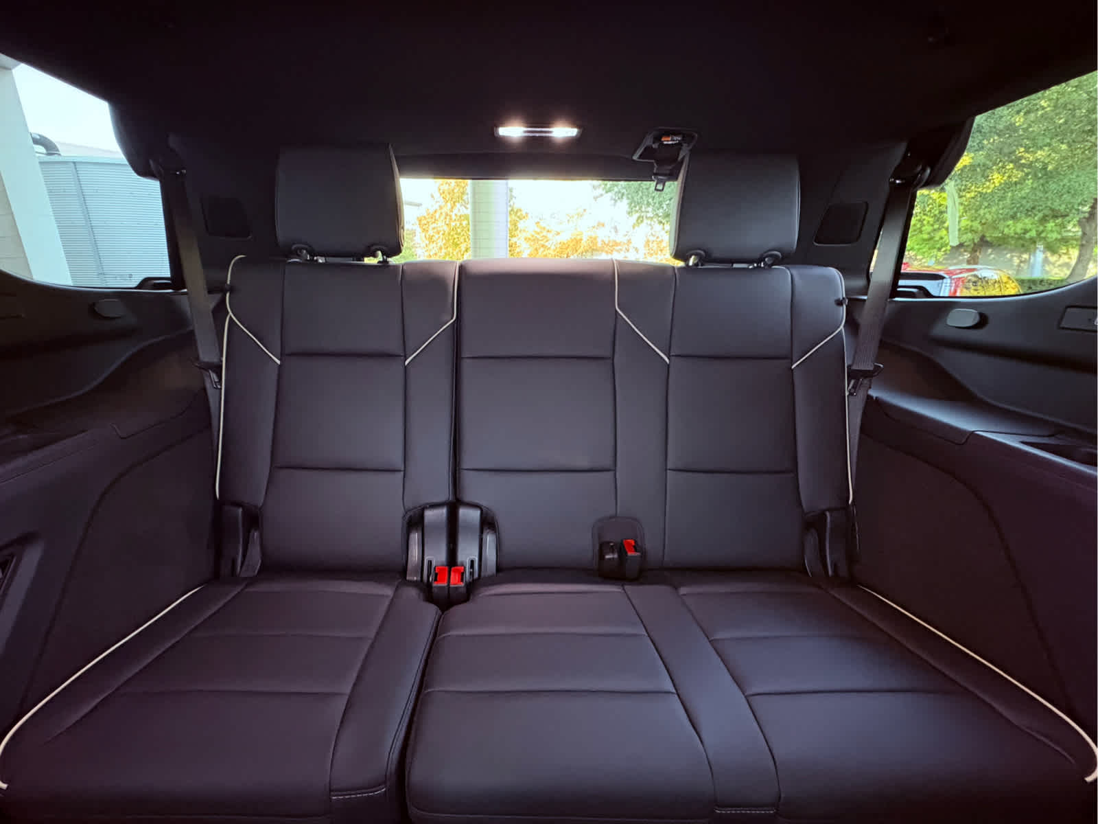 2025 Cadillac Escalade Premium Luxury photo 22