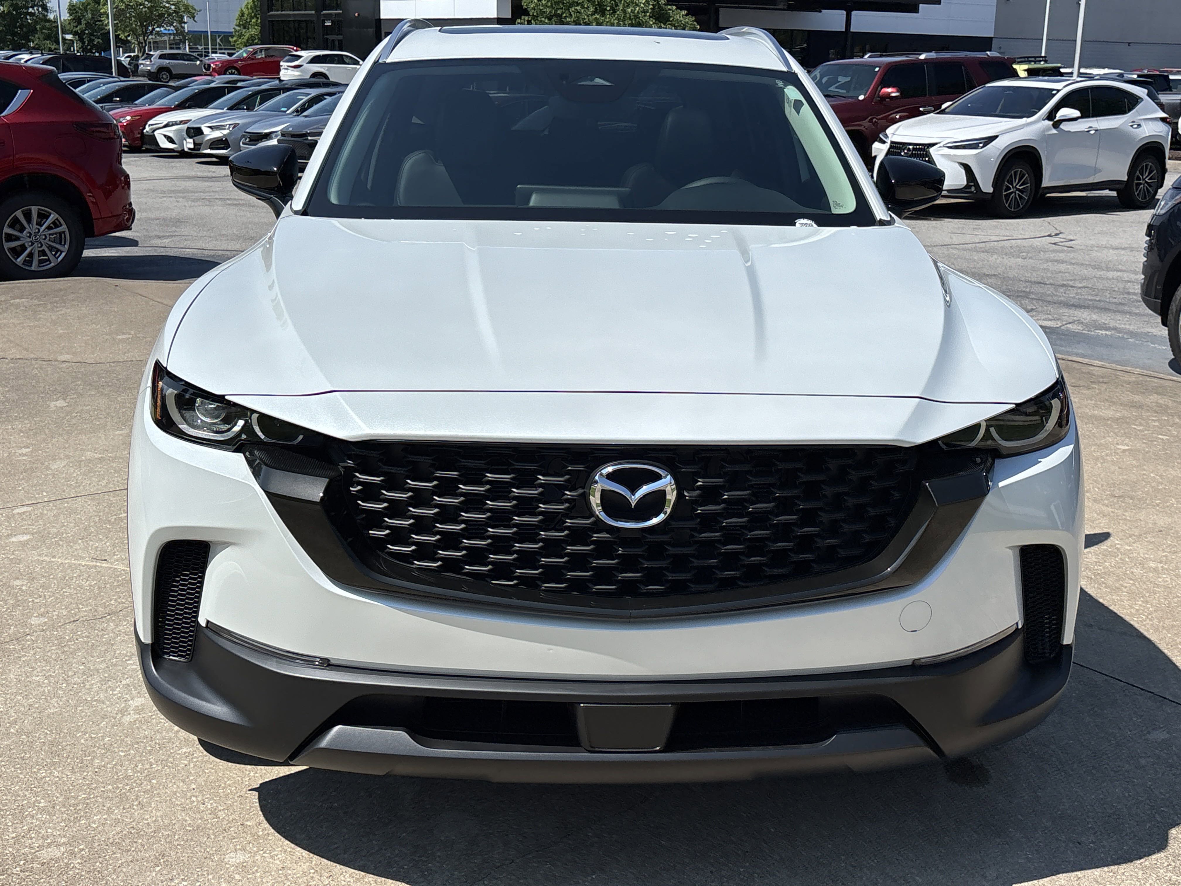 2025 Mazda CX-50 2.5 S Premium photo 3