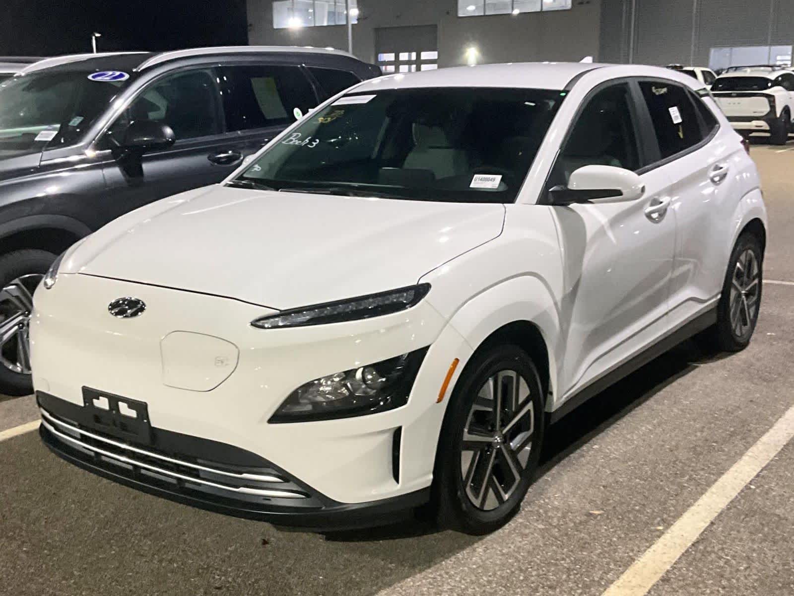 2023 Hyundai Kona Electric SE photo 3