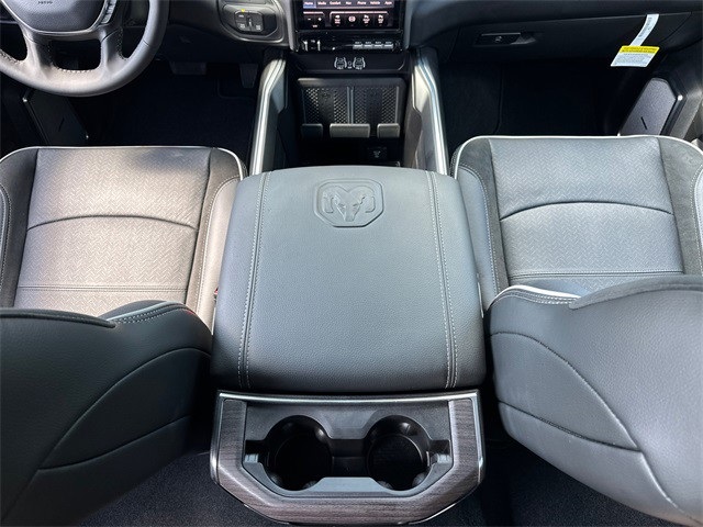 2025 Ram 2500 Laramie photo 16