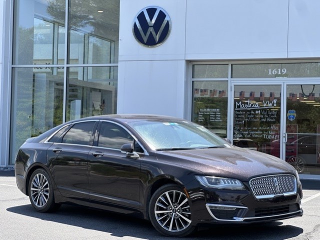 2020 Lincoln MKZ Standard