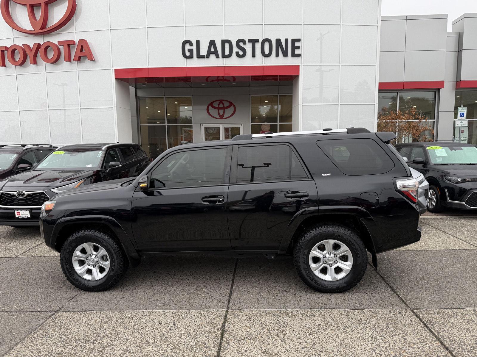2020 Toyota 4Runner SR5 Premium photo 3