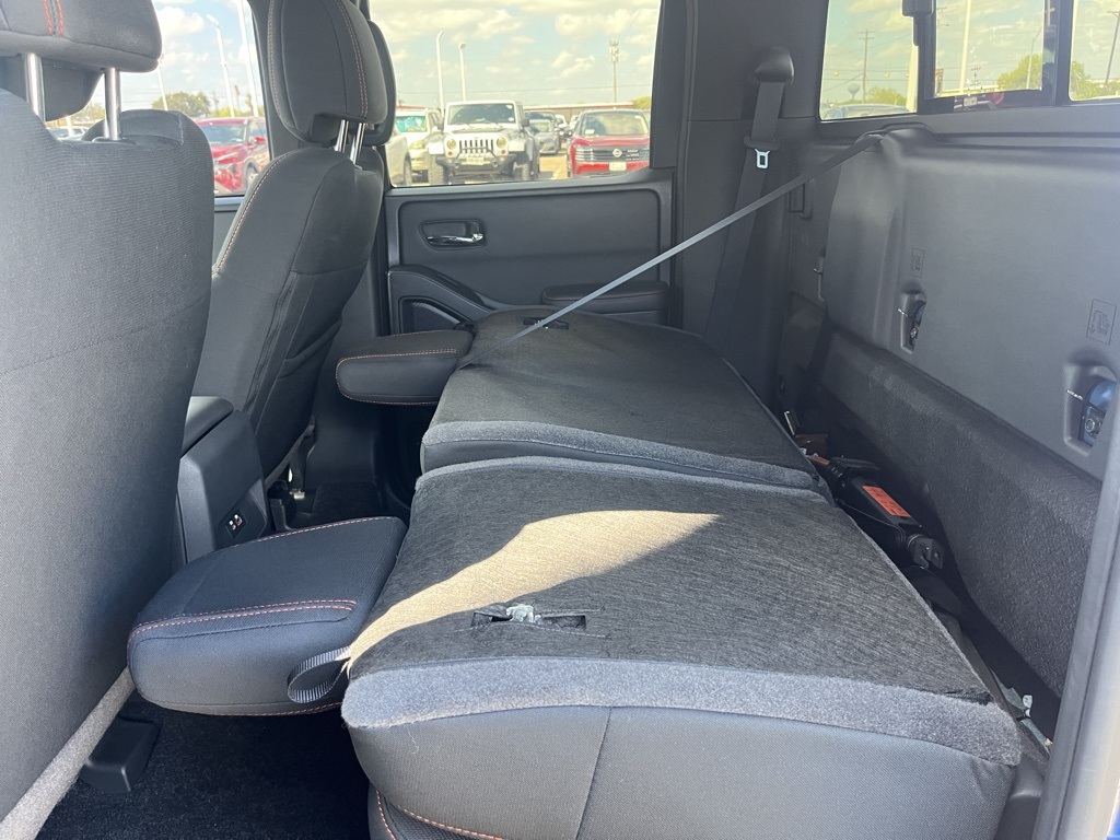2024 Nissan Frontier PRO-X photo 17