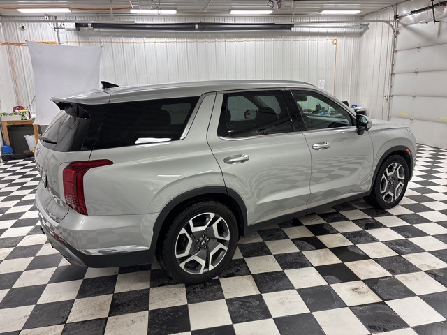 2023 Hyundai Palisade Limited photo 4