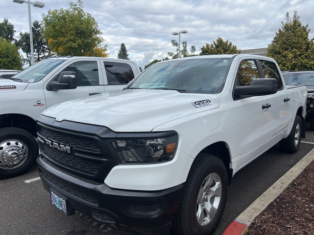 2024 Ram 1500 Tradesman photo 3