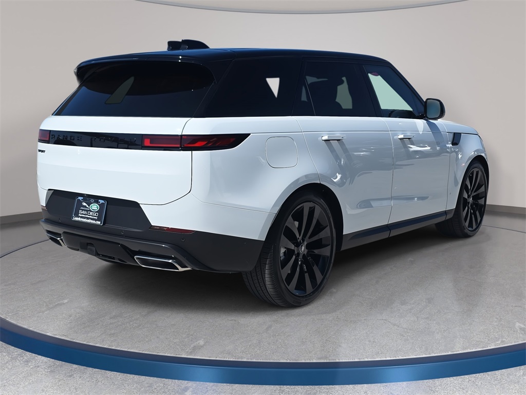 2025 Land Rover Range Rover Sport SE photo 4