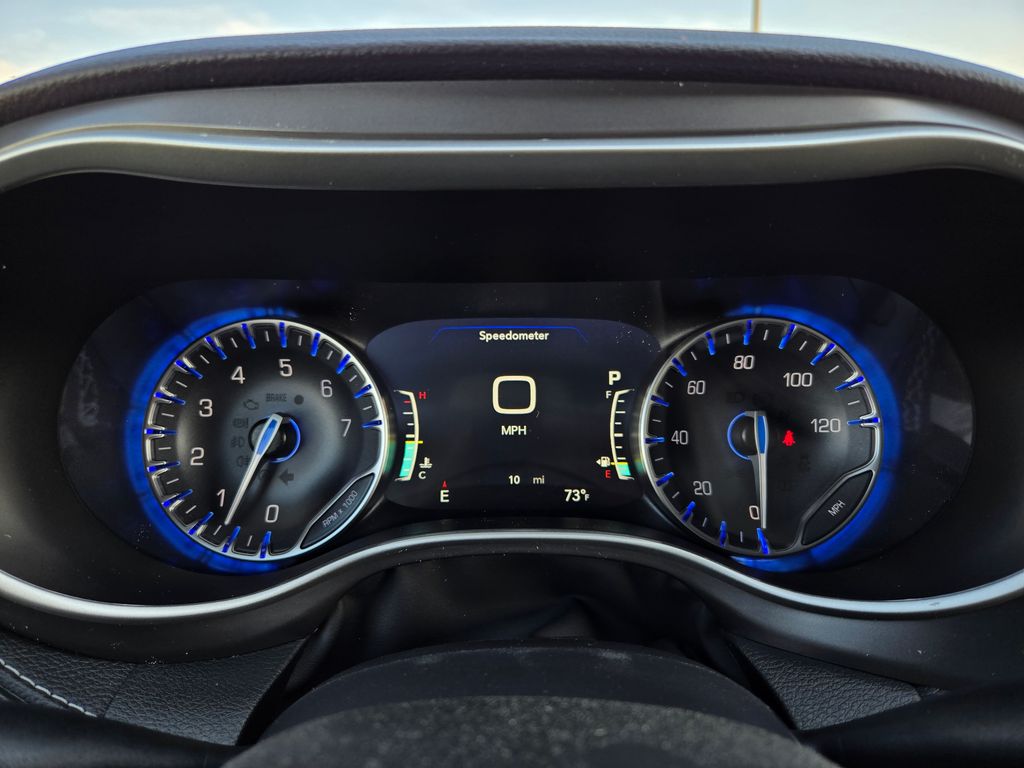 2026 Chrysler Pacifica photo 18