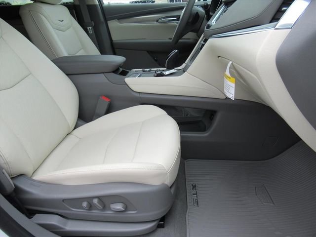 2025 Cadillac XT5 Premium Luxury photo 10